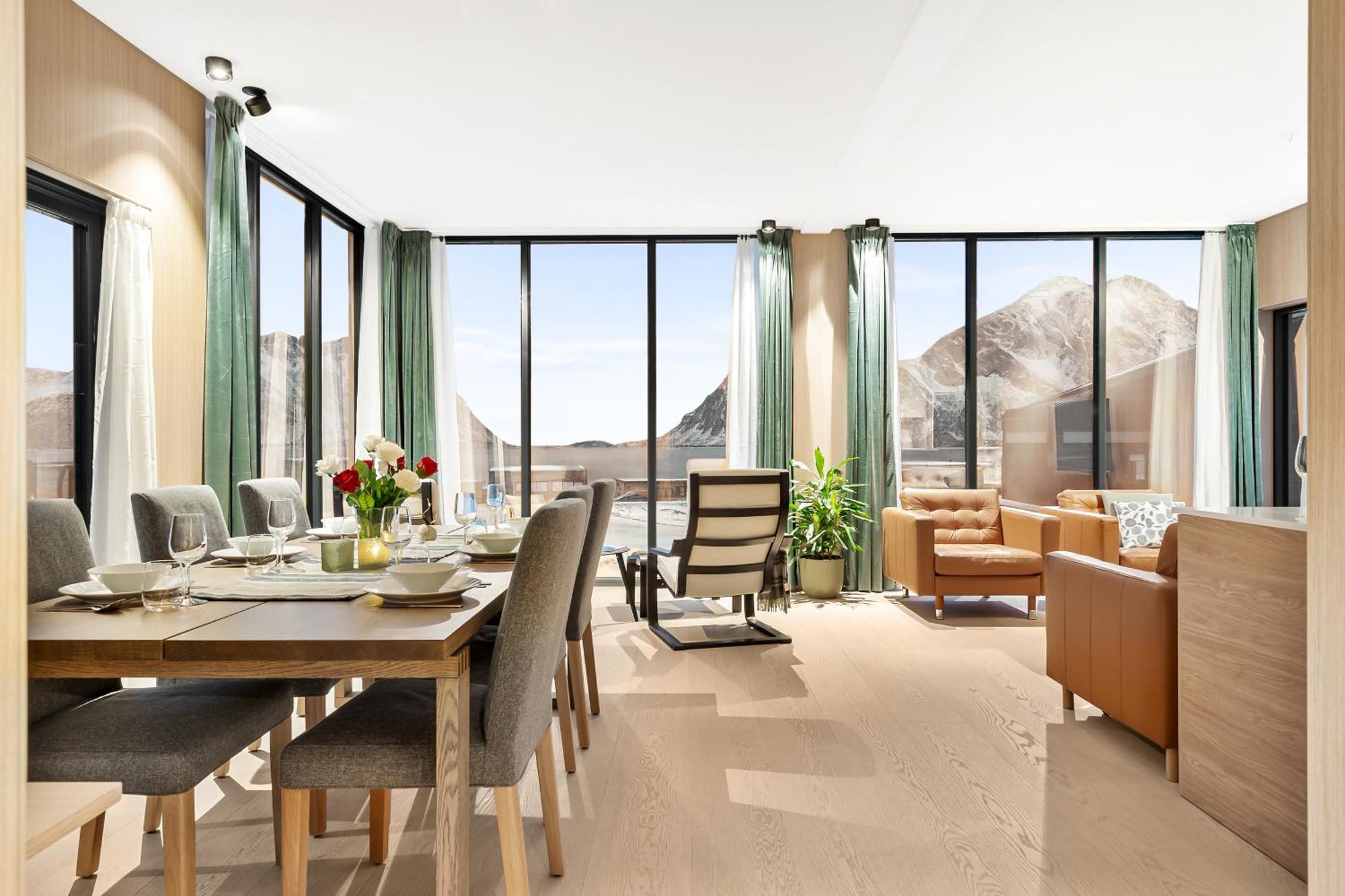 Vila Lyngvaer Luggombu Kleppstad Exteriér fotografie
